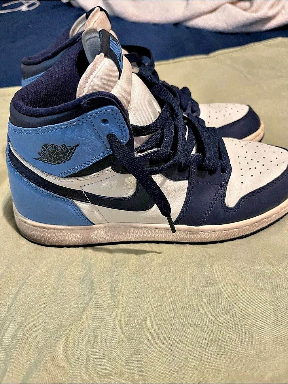 Nike Air Jordan 1 Retro High University Blue Carolina OG High Top Sneakers Blue